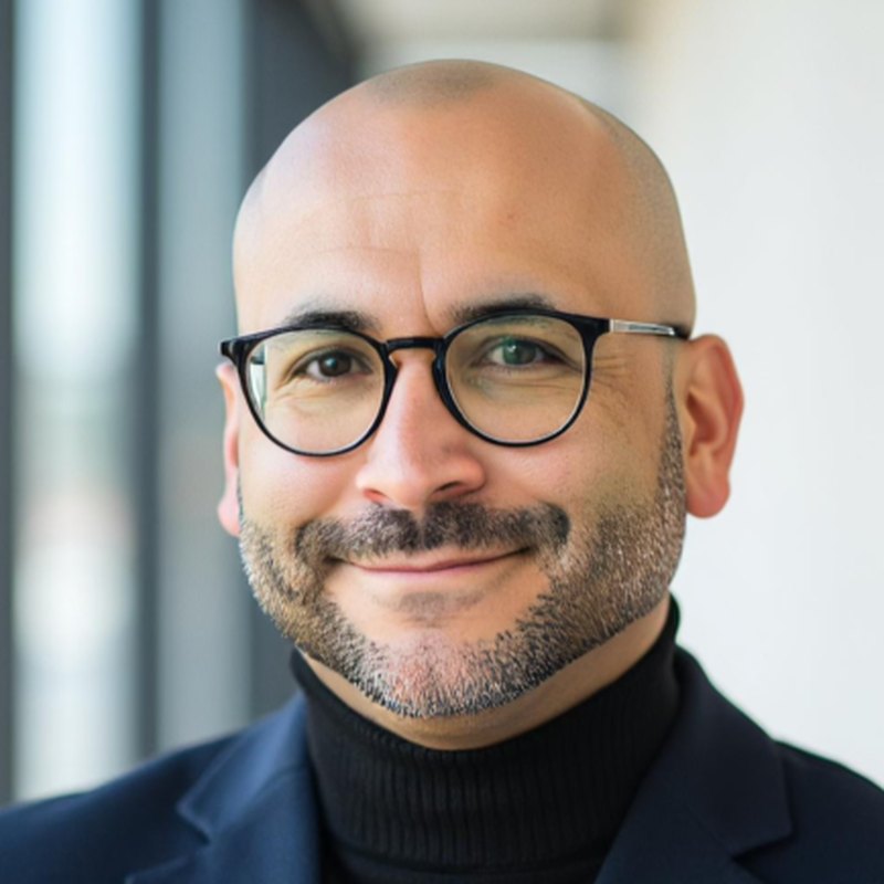 Portrait von Sascha Platen, Senior Advisor im Advisory Board von Janze & Janze.